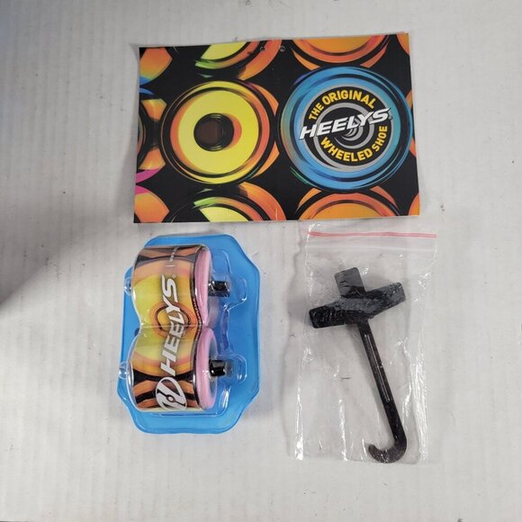 Heelys Youth Girls Gray & Pink Roller Shoes With Removeable Wheels & Tool Size 3 - Picture 6 of 8